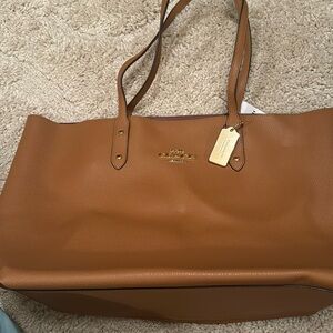 NWT Coach tote